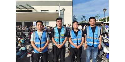 保持熱忱，時(shí)刻堅(jiān)守，是他們的寫照